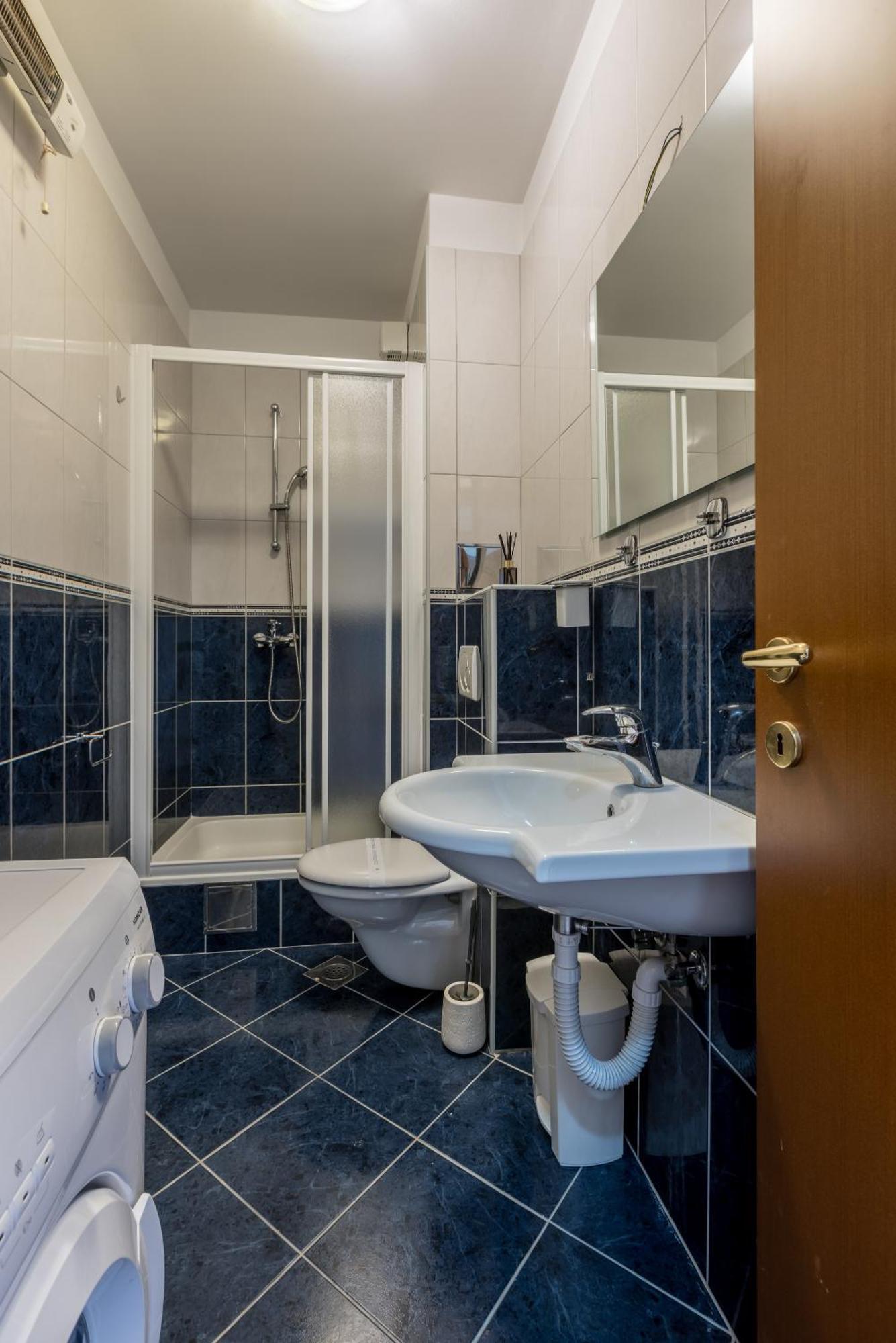 Karoglan Apartman